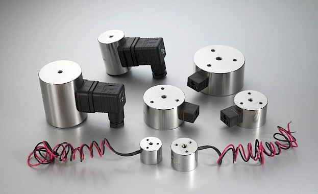 Permanent Magnet Material Selection for Magnetic Circuits